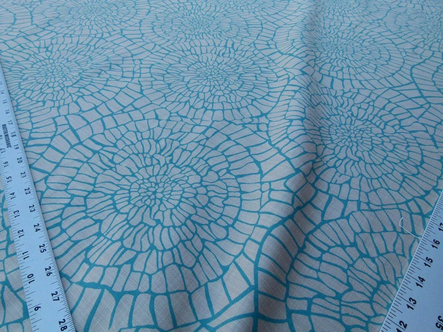 Scalamandre Dianthus Turquoise Blue Print Mid-century MSRP USD 144/Y Flower Print  Old World Weavers Cotton Linen