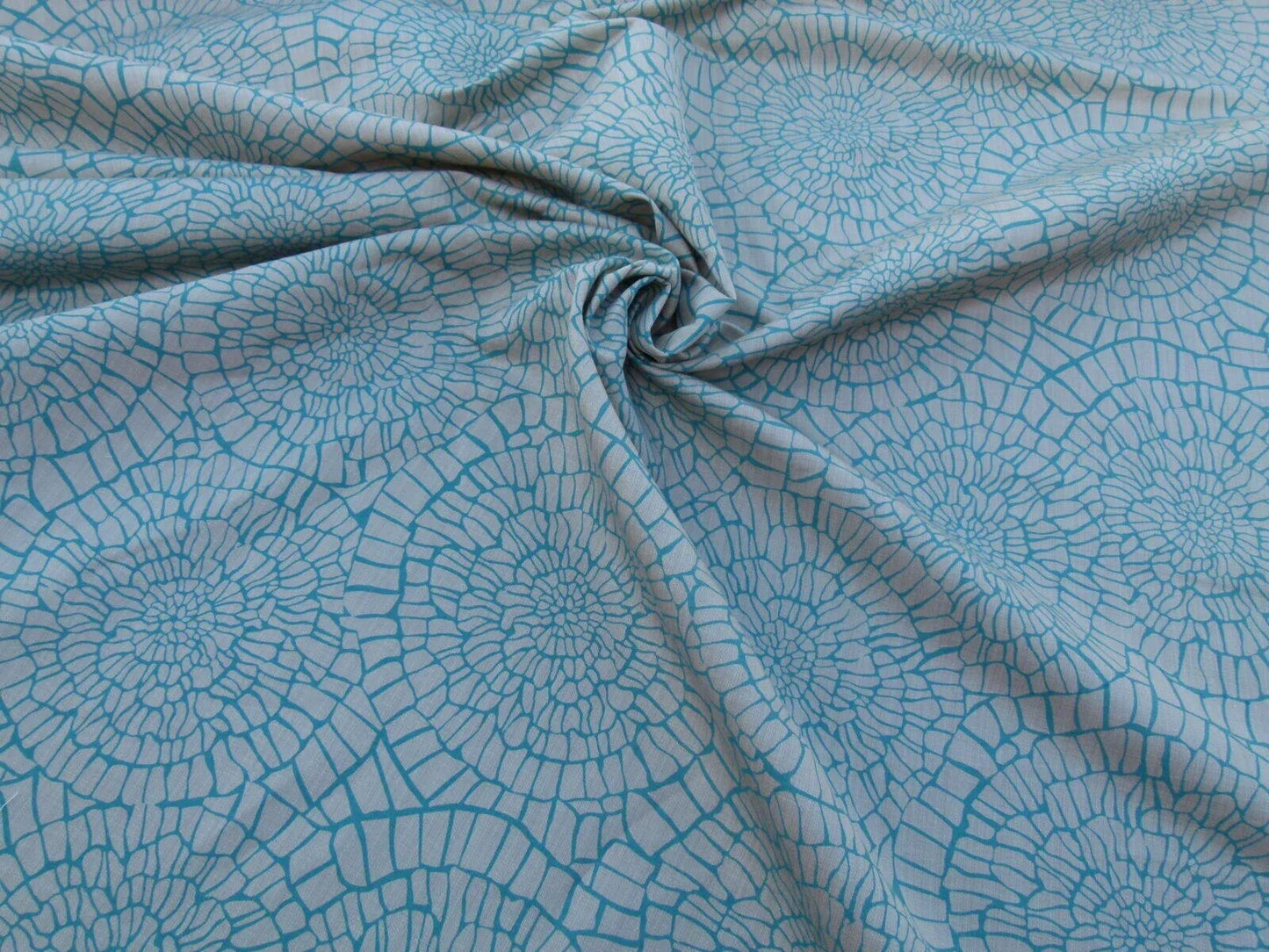 Scalamandre Dianthus Turquoise Blue Print Mid-century MSRP USD 144/Y Flower Print  Old World Weavers Cotton Linen