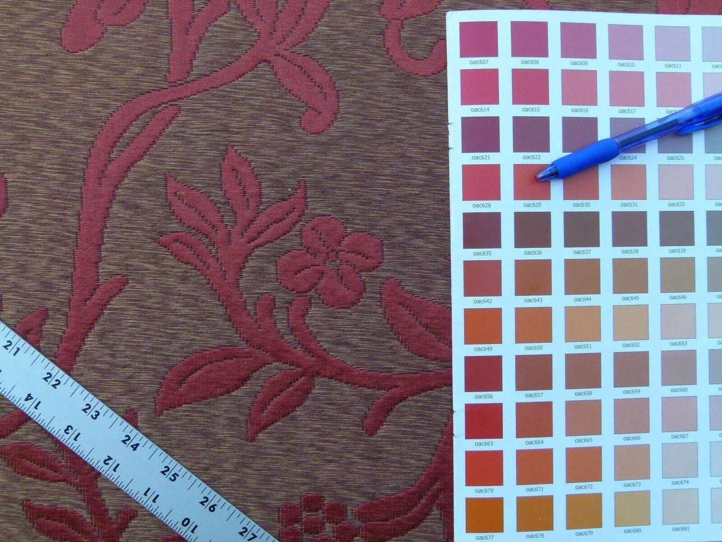 Scalamandre Romantic Sapporo Rust Red Gold Silk Linen Lampas MSRP USD 516/y Superb Weight! Vine