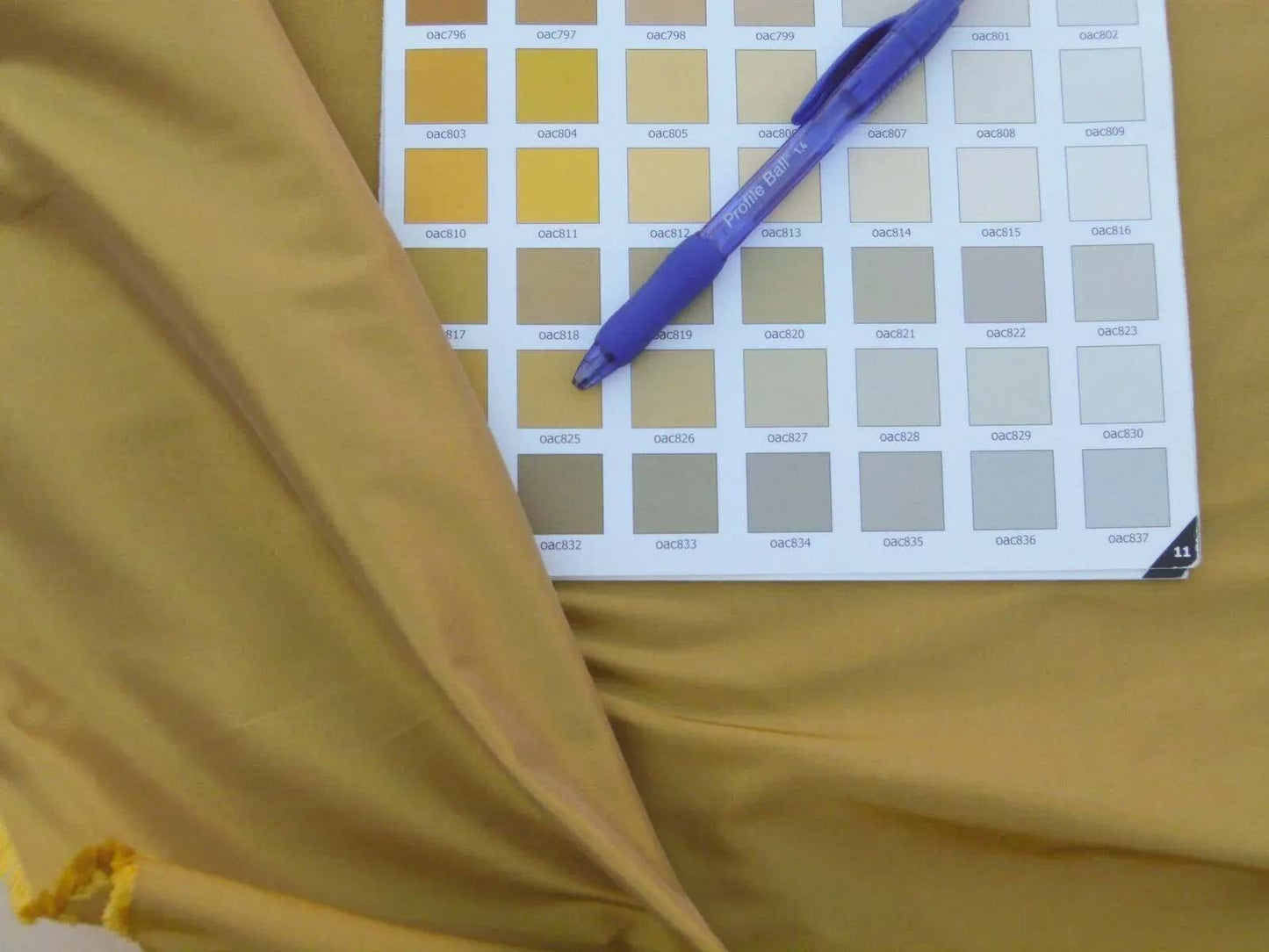 Scalamandre 100% Silk Taffeta Versailles Deep Antique Gold Old World Weavers MSRP USD 196/y