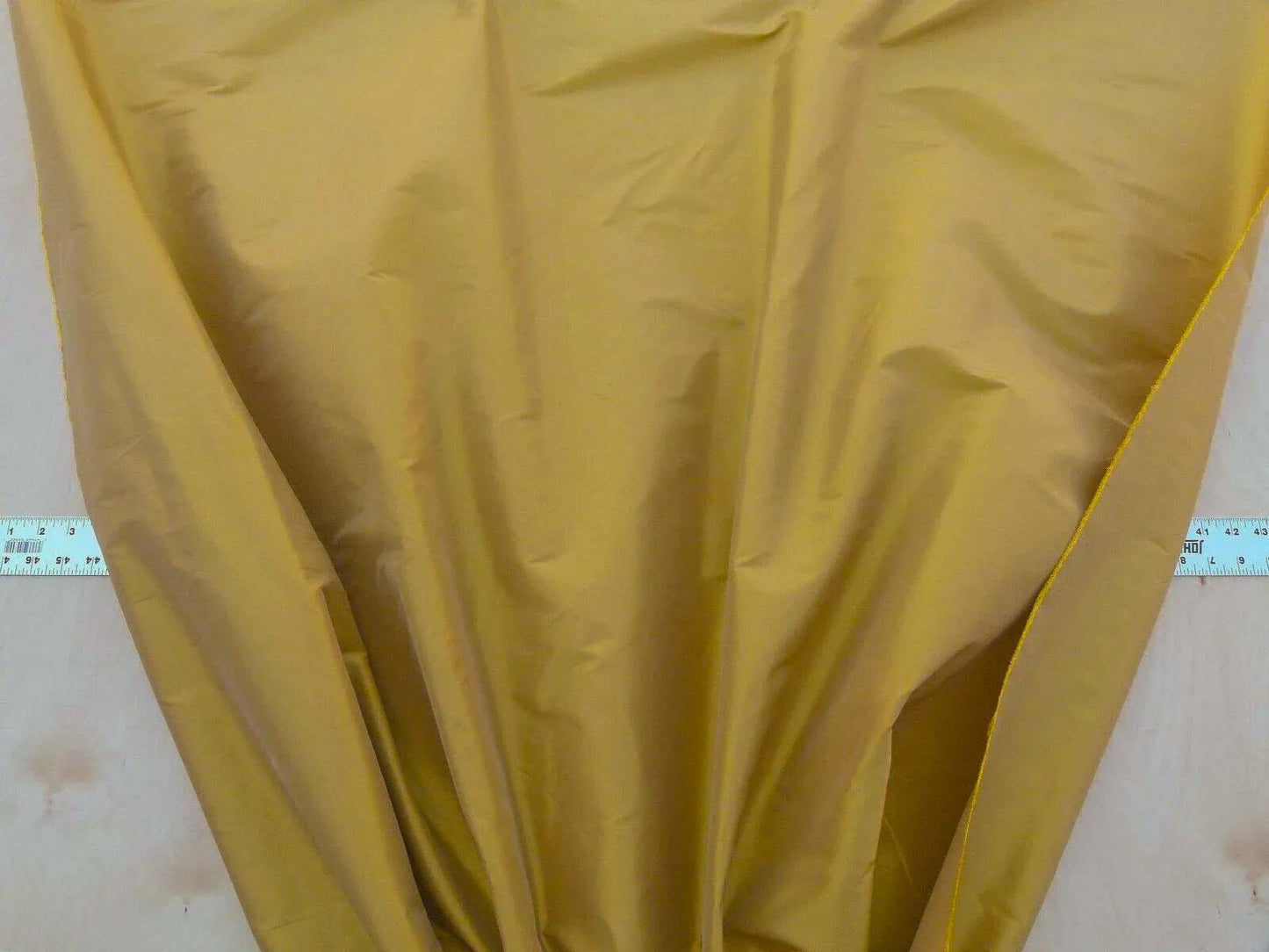Scalamandre 100% Silk Taffeta Versailles Deep Antique Gold Old World Weavers MSRP USD 196/y
