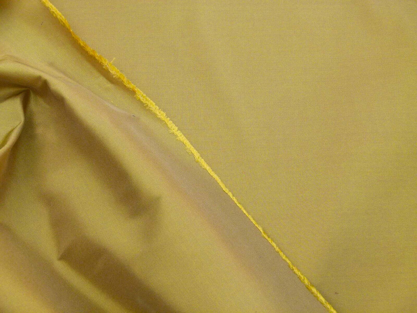 Scalamandre 100% Silk Taffeta Versailles Deep Antique Gold Old World Weavers MSRP USD 196/y