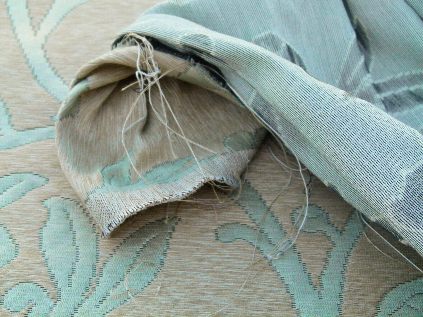 Scalamandre Romantic Sapporo Aqua Blue Brown Silk Linen Lampas MSRP USD 516/y Superb Weight! Vine