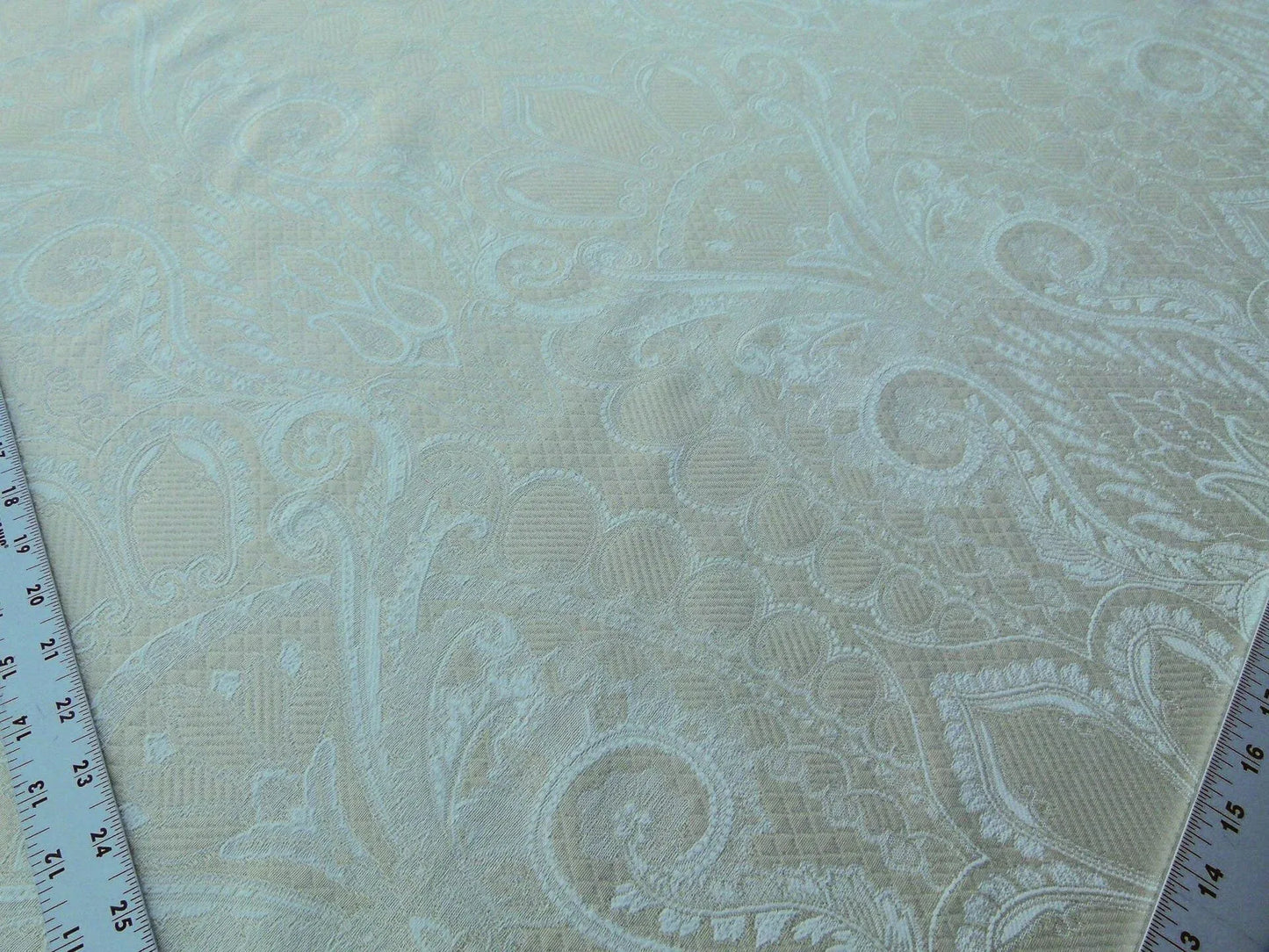 Scalamandre Old World Weavers Belluno White Renaissance Lace Damask MSRP USD 200/y