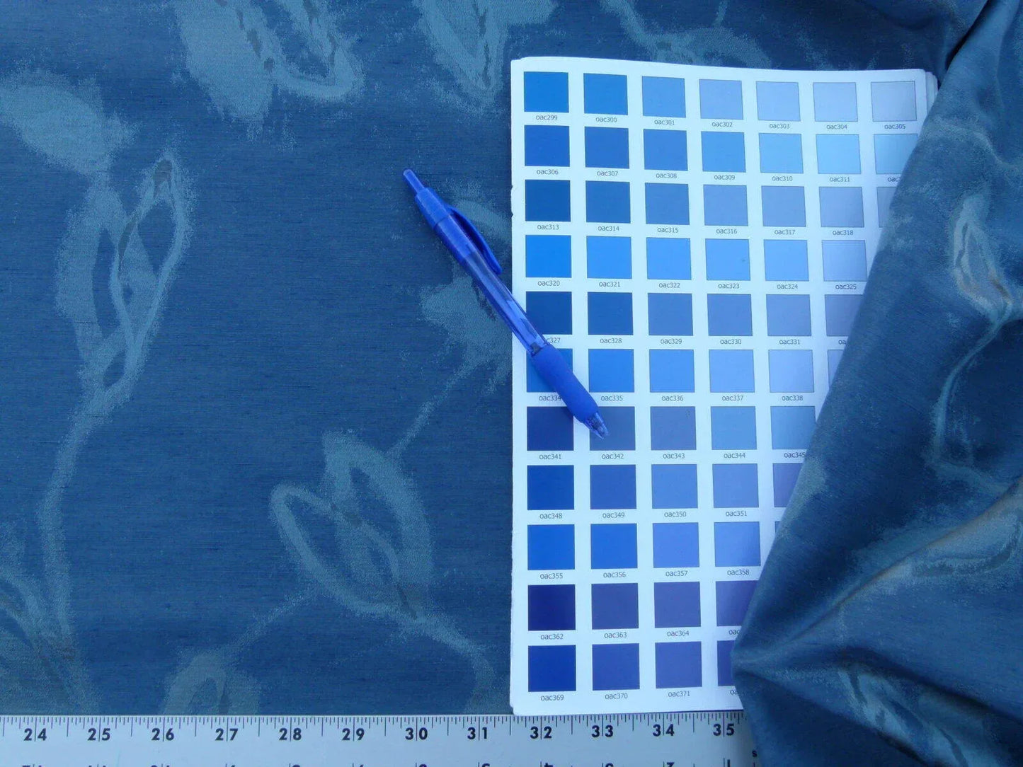 By Yard Scalamandre Gw Maharajah Midnight Blue Silk Linen Damask Reversible MSRP USD 348/Y