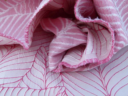 Scalamandre Sagamore Hill Coral Pink Silk Lampas Tropical Foliage Old World Weavers MSRP USD 492/Y