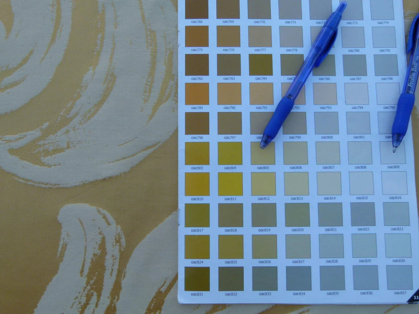 By Yd Scalamandre Duquette Fh Gold Old World Weavers Silk Damask Swirl MSRP USD 284/Y