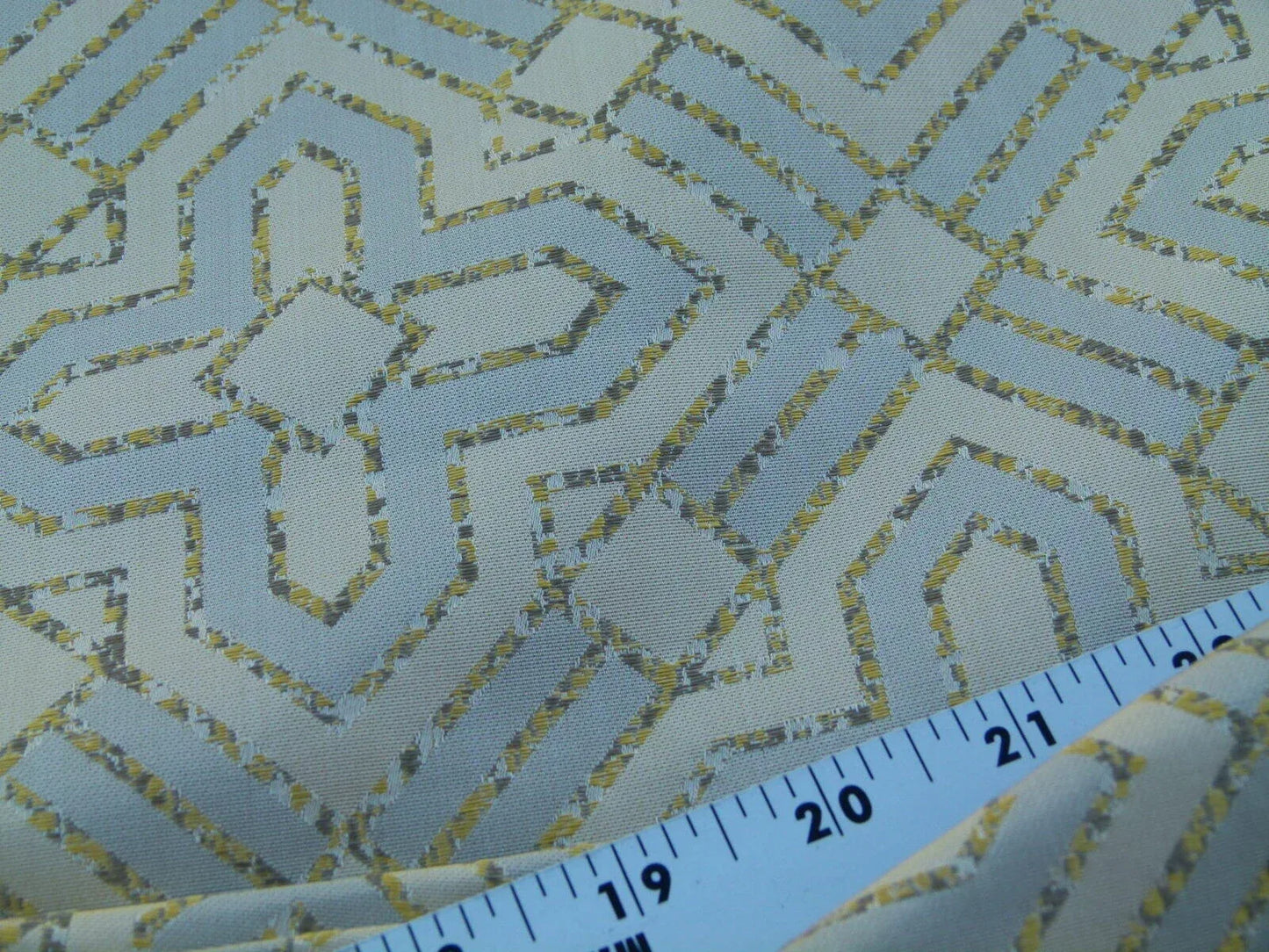 By Yd Scalamandre Charing Cross Gw Mellow Yellow Grey Watkins Iridescent MSRP USD 264/Y