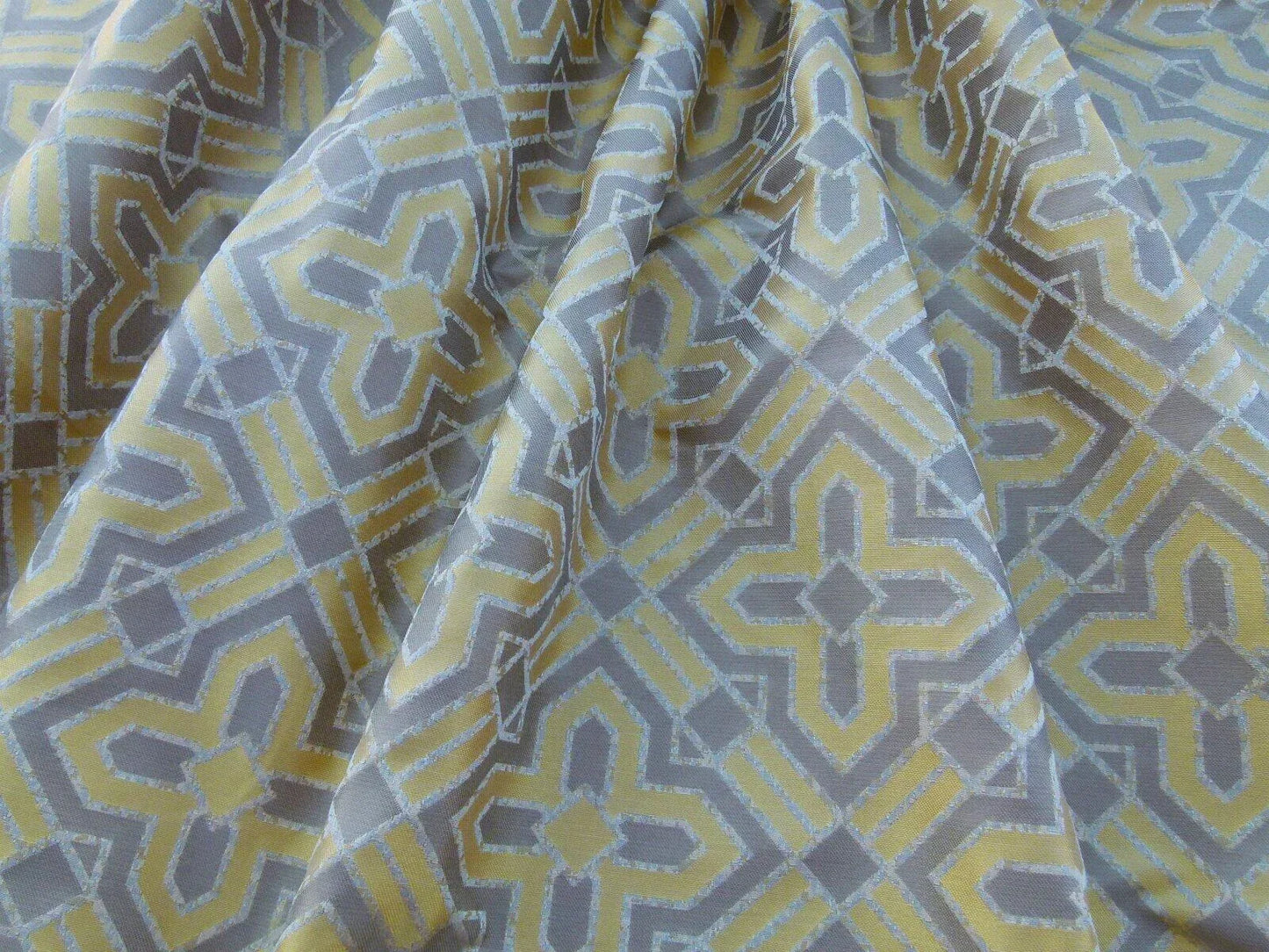 By Yd Scalamandre Charing Cross Gw Mellow Yellow Grey Watkins Iridescent MSRP USD 264/Y