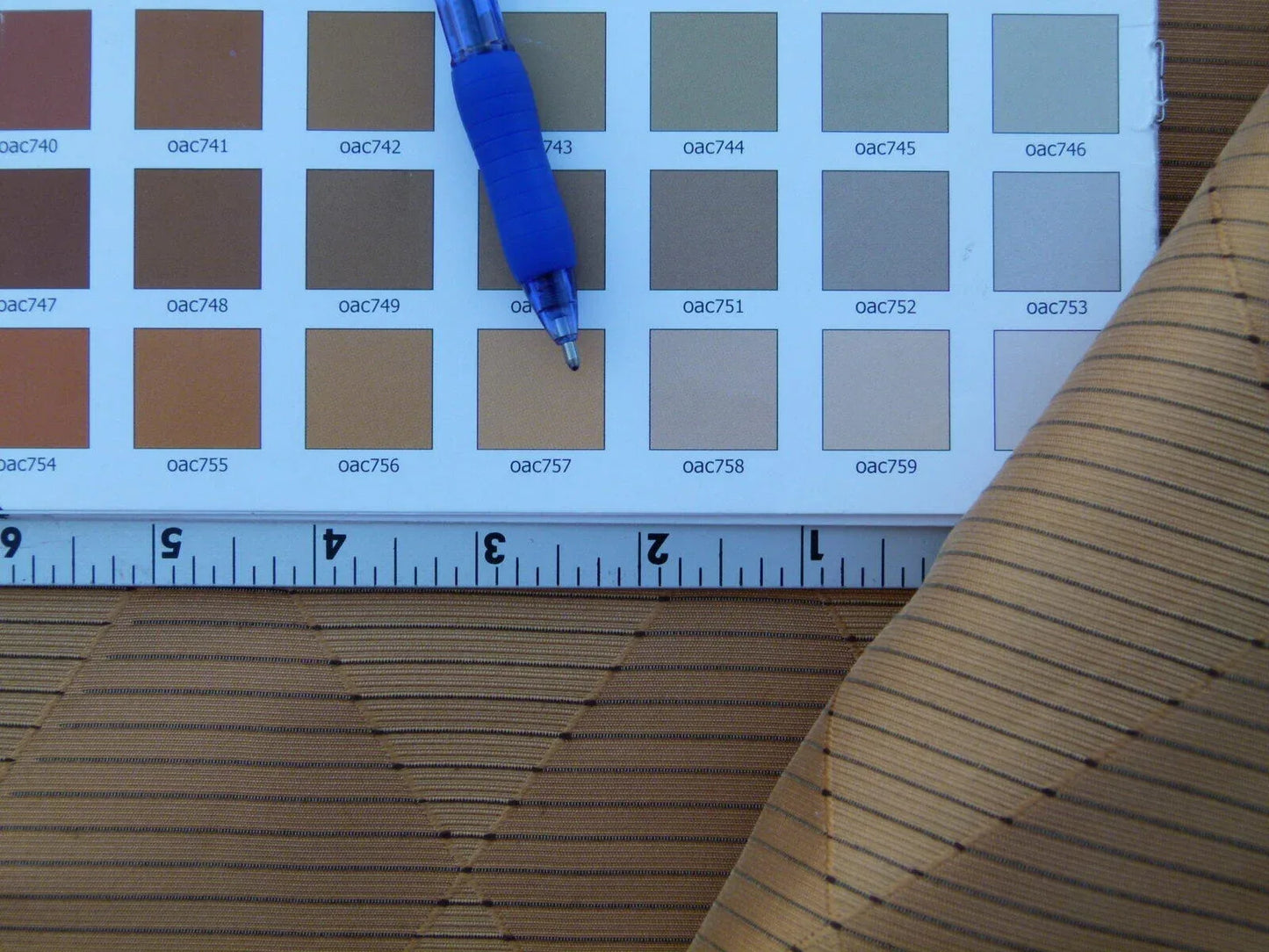 By Yd Scalamandre Forty Carats Copper Grey Watkins Silk Wool Jacquard Diamond Harlequin MSRP USD188/Y