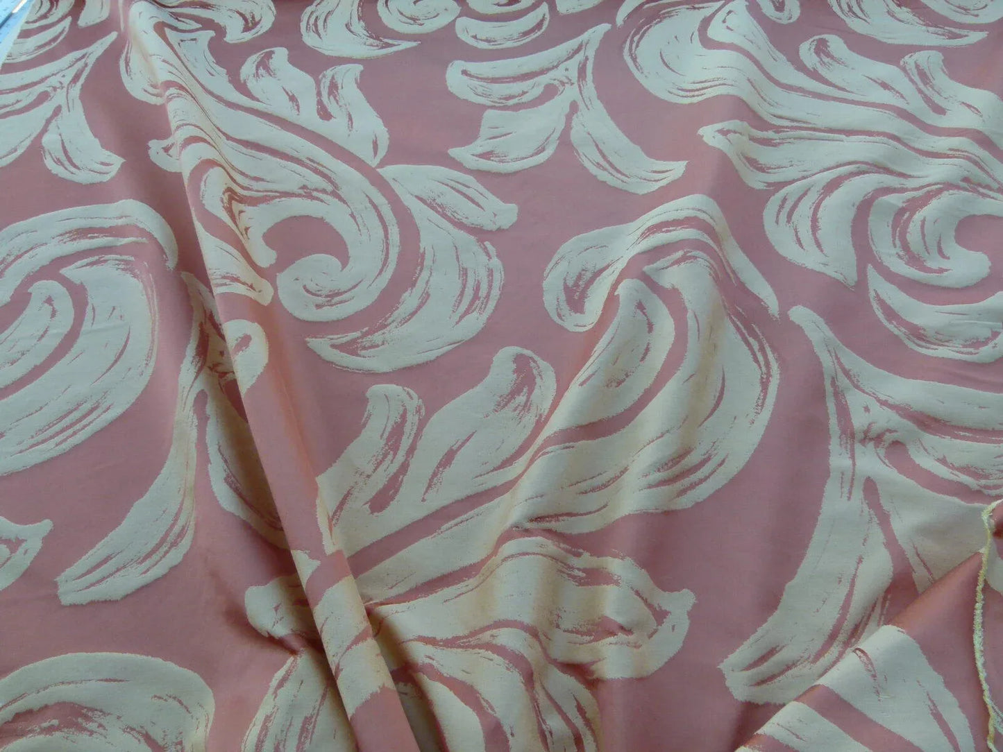 By Yd Scalamandre Duquette Fonthill Peach Blossom Old World Weavers Silk Damask Swirl MSRP USD 284/Y