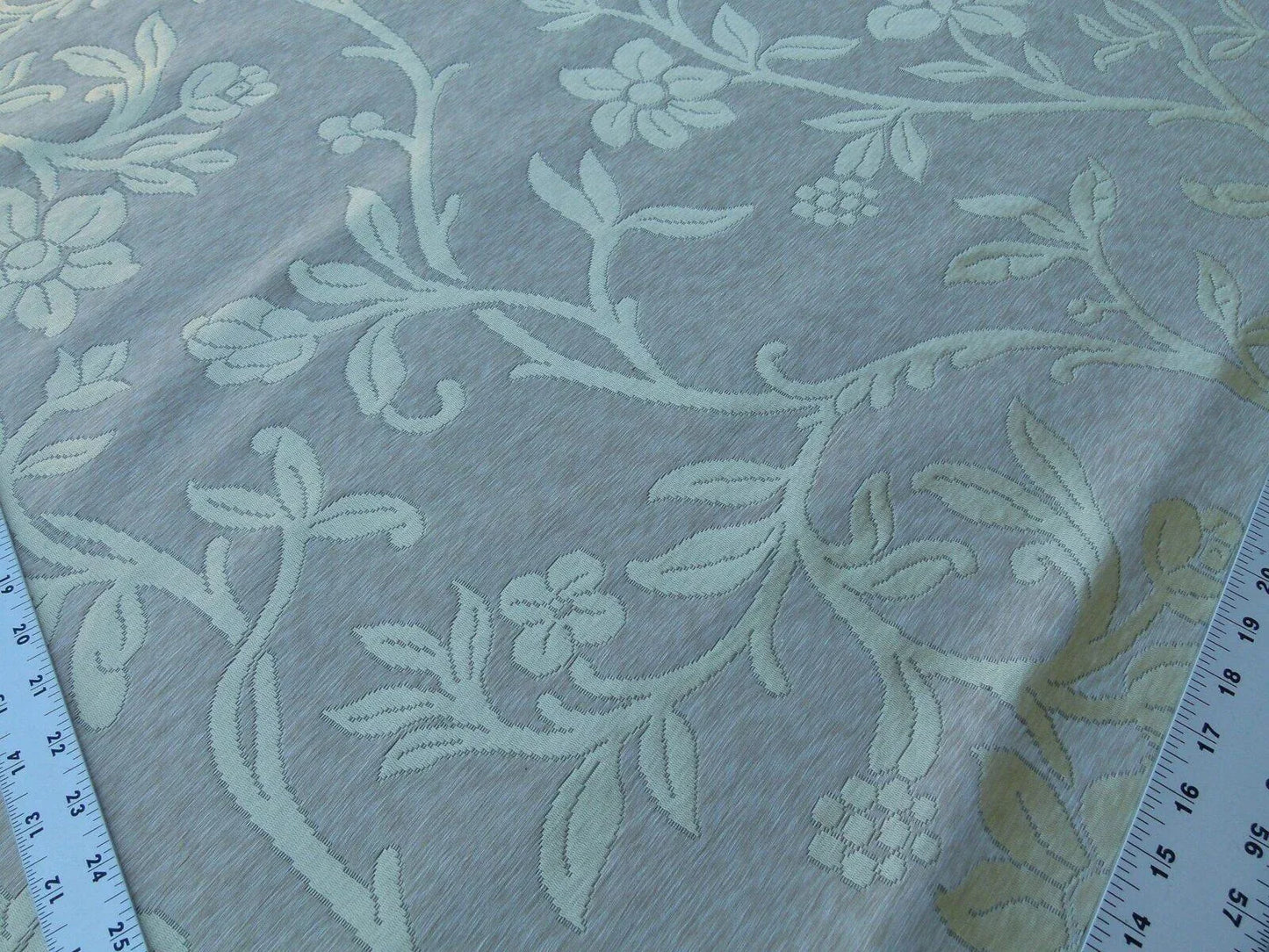 Scalamandre Old World Weavers Romantic Sapporo Cream Fennel Green  Gold Silk Linen Lampas MSRP USD 516/y Superb Weight! Vine