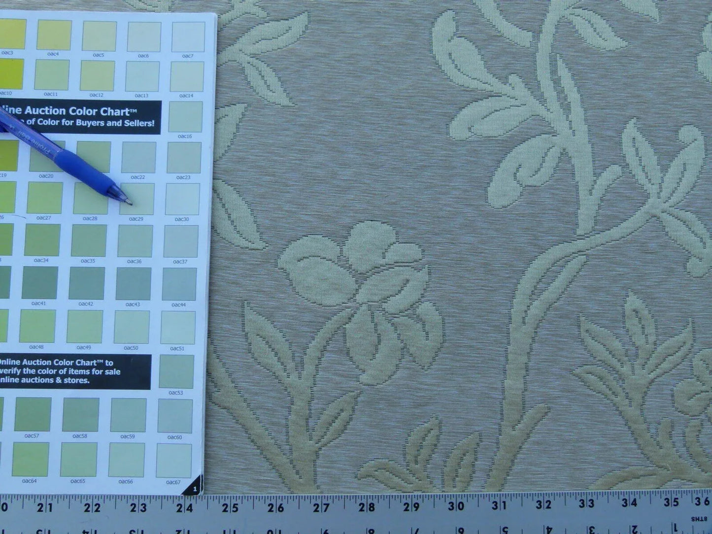 Scalamandre Old World Weavers Romantic Sapporo Cream Fennel Green  Gold Silk Linen Lampas MSRP USD 516/y Superb Weight! Vine