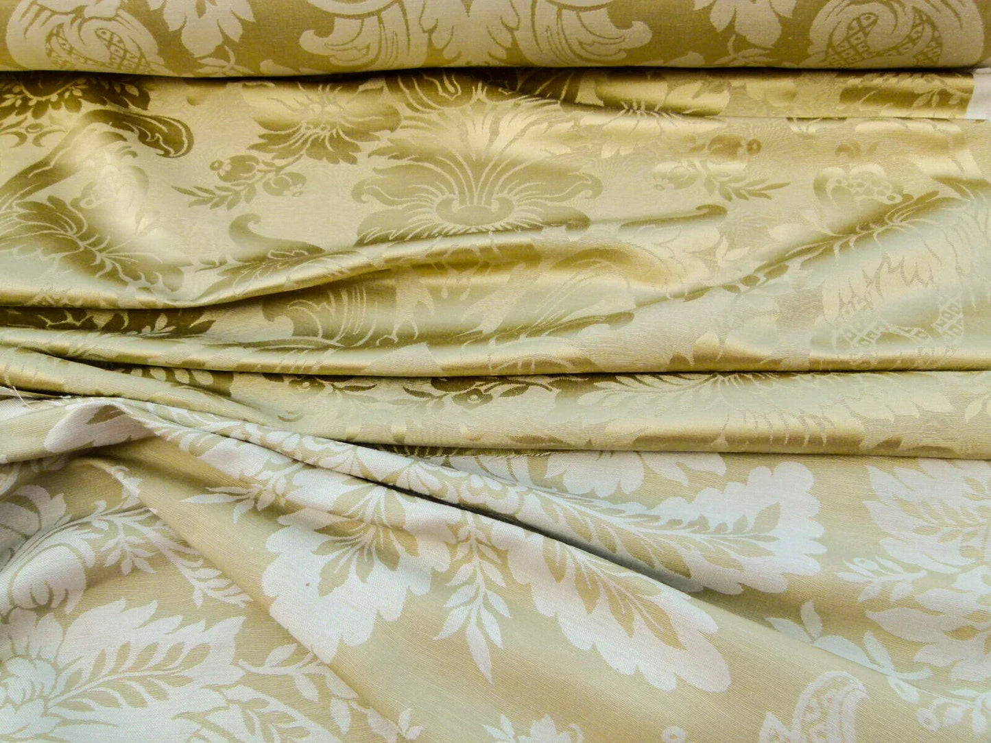 Scalamandre San Leucio Beige Gold Old World Weavers Silk Linen Renaissance Silk Damask MSRP USD 546/Y