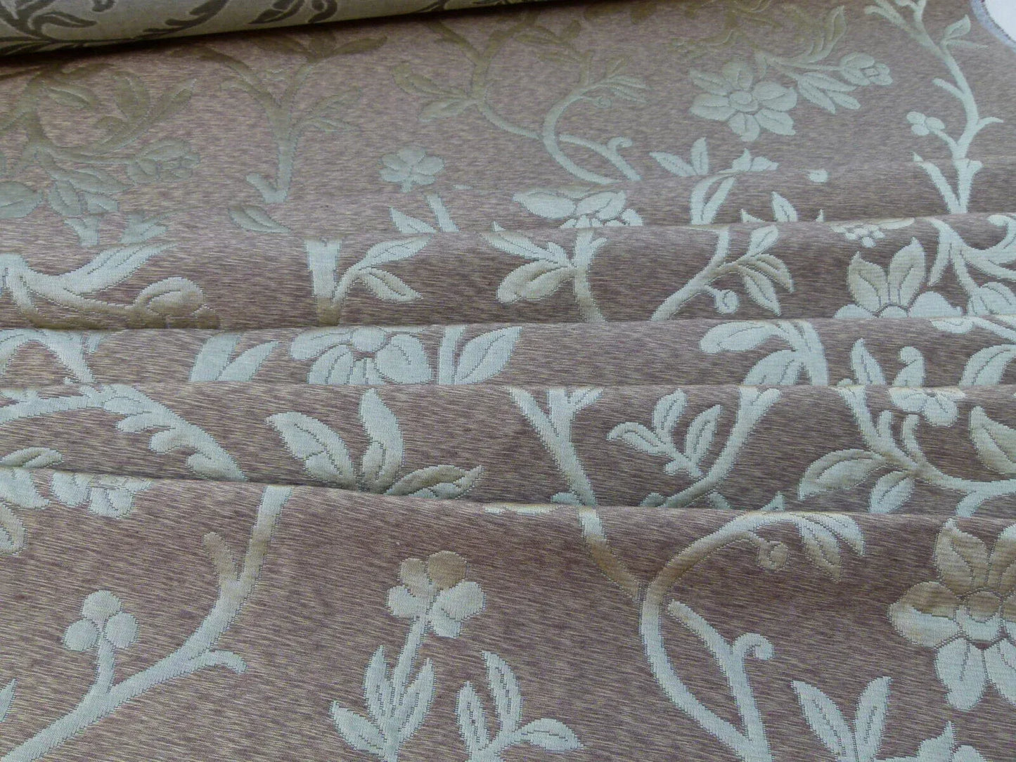 Scalamandre Romantic Sapporo Sand Gold Beige Brown  Silk Linen Lampas MSRP USD 516/y Superb Weight! Vine