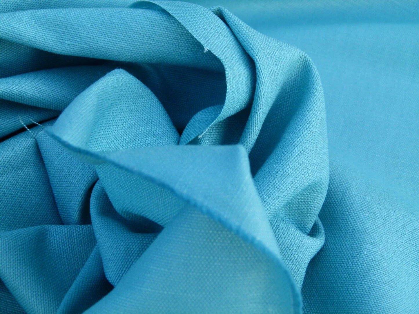 Scalamandre Gloss Giada Jade Green Blue Aqua Cotton Linen Blend MSRP USD 90/Y Old World Weavers