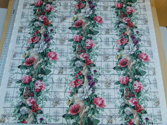 By Yard Scalamandre Eugenie Multi/taupe Chintz Tromp D’oeil Satin Sache Rose Garland MSRP USD 288/Yd