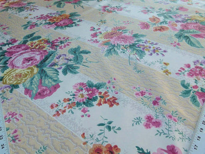 By Yard Scalamandre Amberley Fonthill Multi/beige English garden RoseFloral Chintz Old World Weavers MSRP USD 170/Y