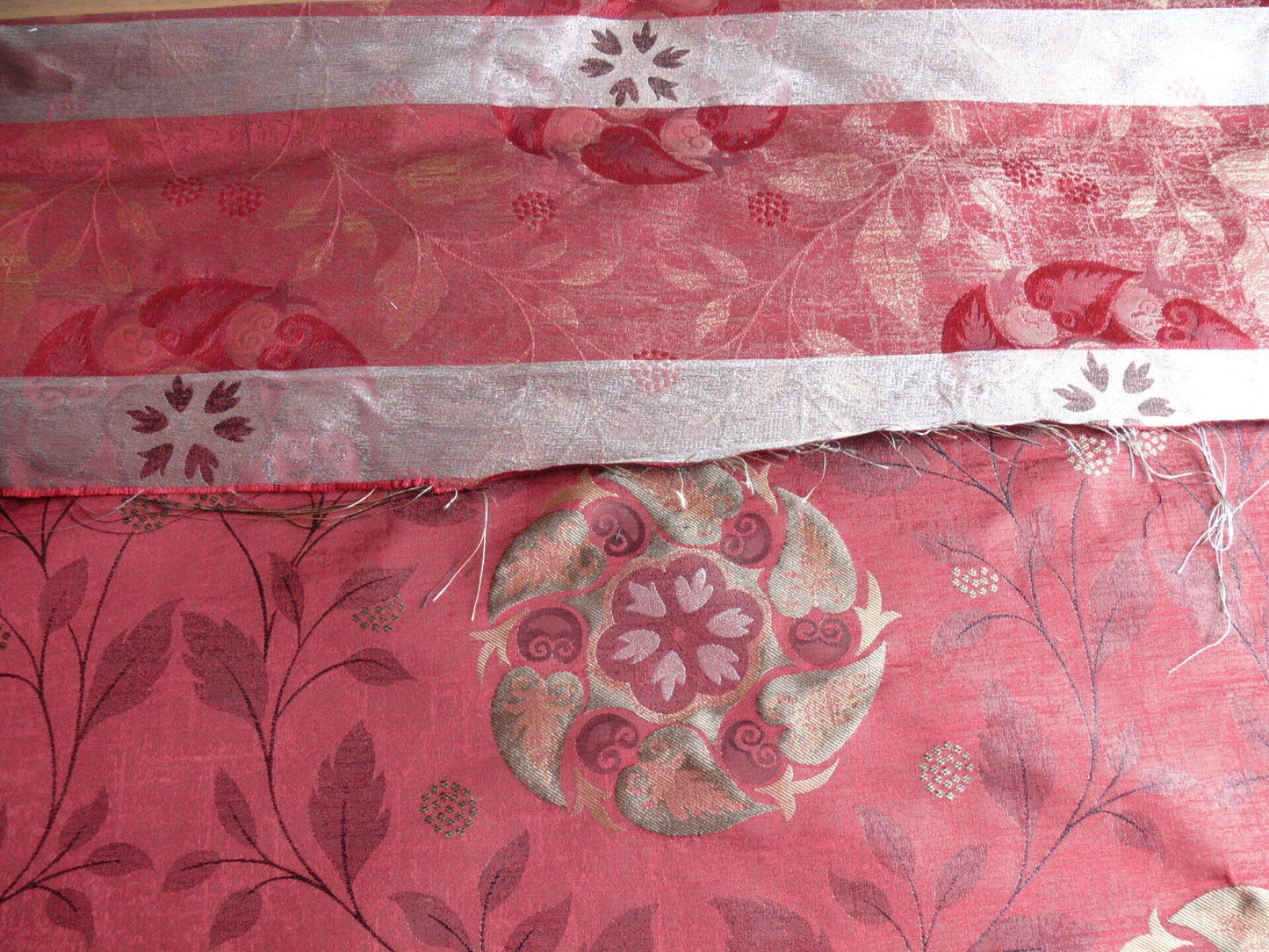 S Harris "tobago" Silk Lampas Deep Red Art Deco MSRP USD 188+/Y