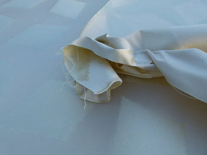 Scalamandre Polygon Grey Watkins Brilliant Cream Silk Cotton Old World Weavers MSRP USD 260/Y