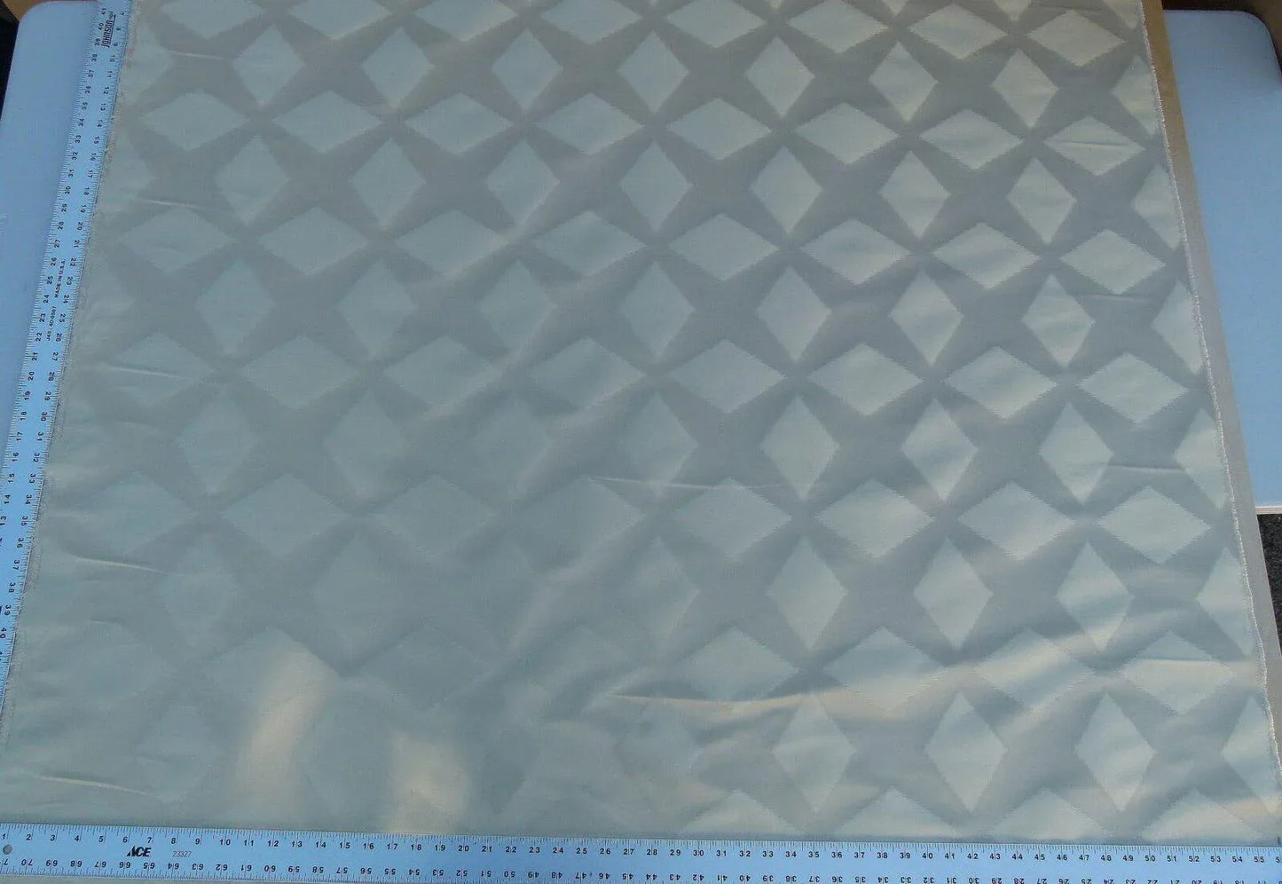 Scalamandre Polygon Champagne Gold Cream Watkins Brilliant Cream Silk Cotton Old World Weavers MSRP USD 260/Y