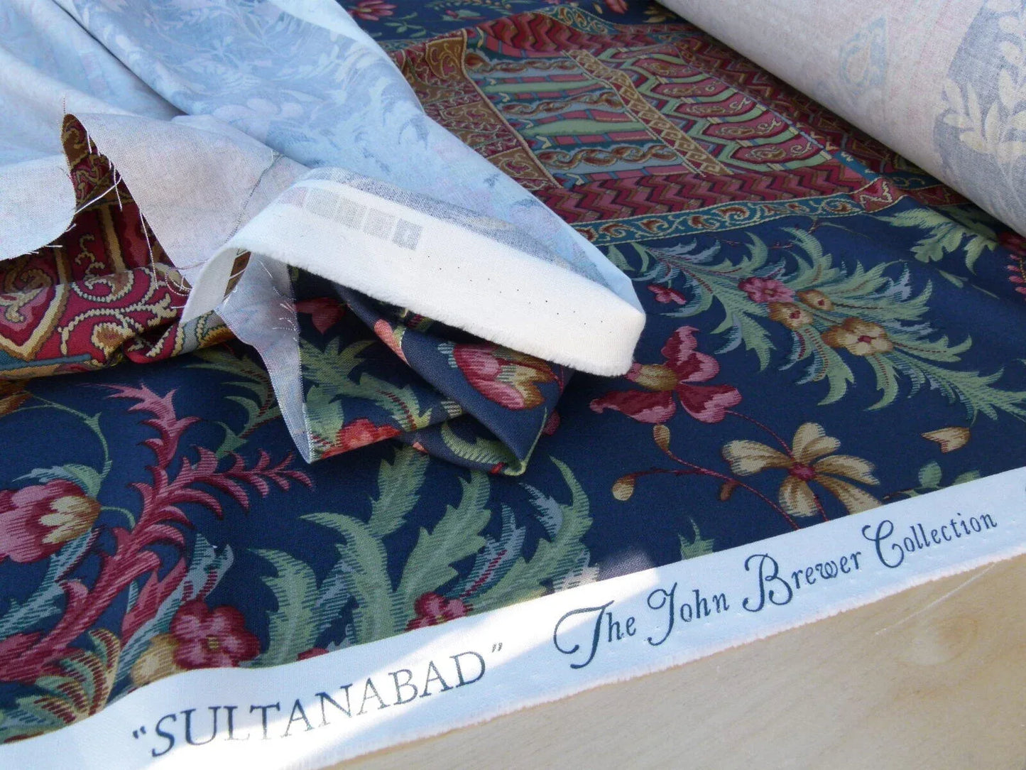 Scalamandre Sultanabad Fonthill Black Turkish Print Blue Old World Weavers MSRP USD 204/Y