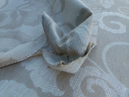 Scalamandre Slovenia Grey Watkins Eggshell Big Flower Chenille Heavy! Old World Weavers MSRP USD 290/Y