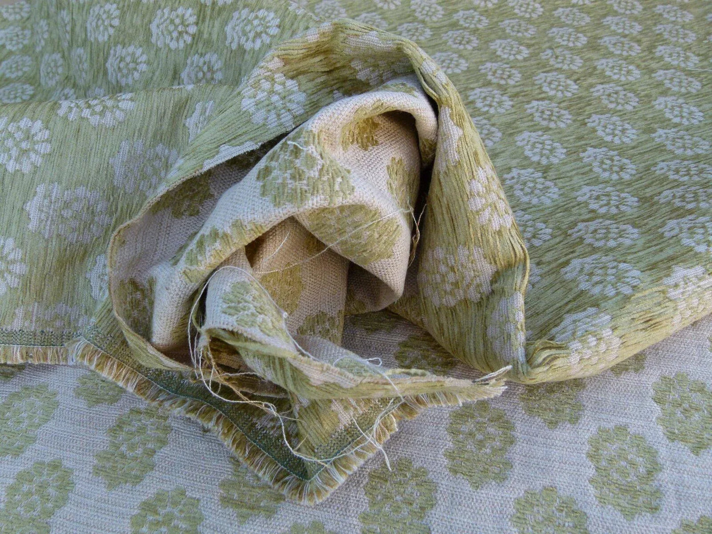 Scalamandre Fez Moss Green Mini Flowers Tree Crest Cotton Linen Chenille Fonthill Old World Weavers MSRP USD 208/Y