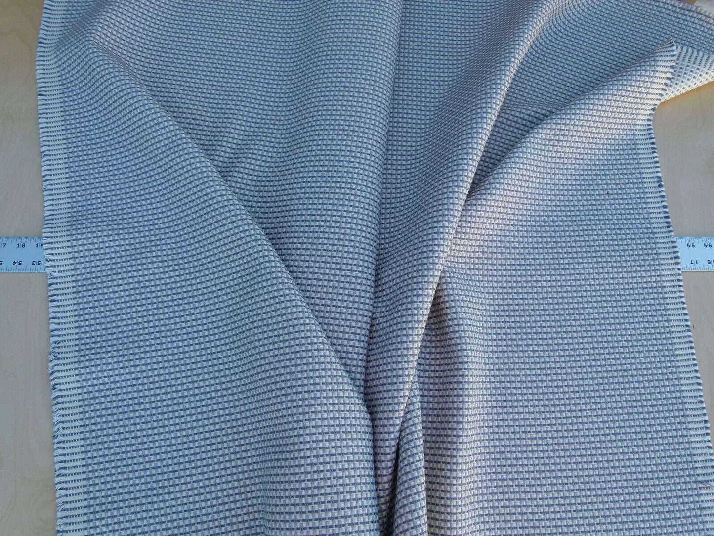 1.3Y Scalamandre Maia Grey Watkins Pewter Silver Blue Chenille MSRP USD 178/yard (Defects)