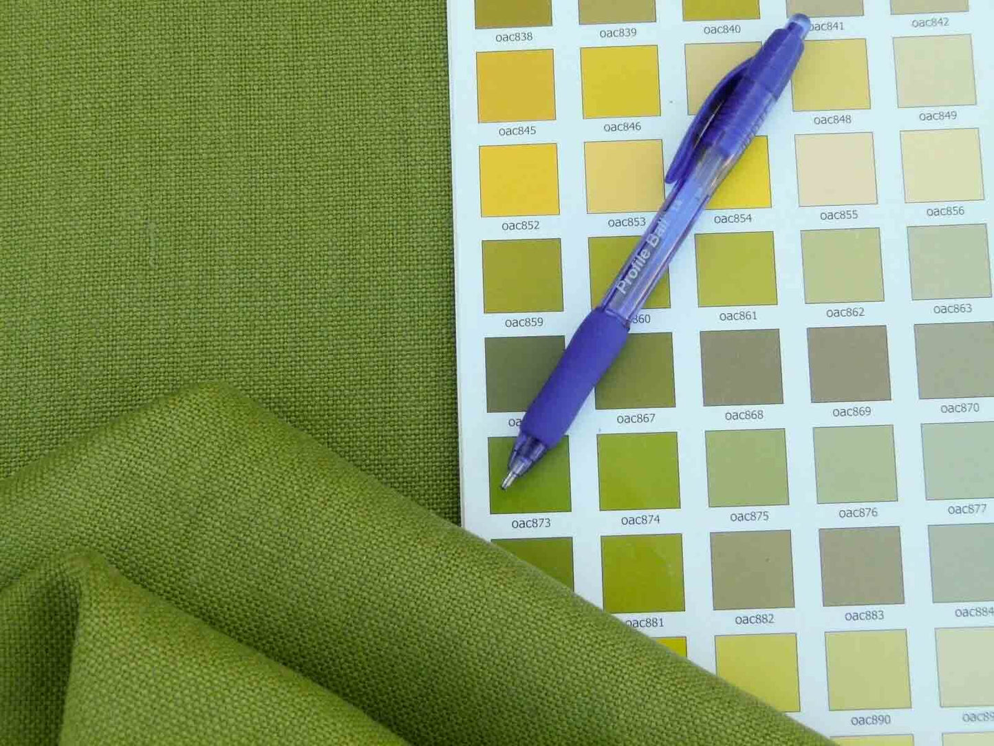 Scalamandre Isi Verde Oliva Olive Green 100% Linen MSRP USD 138/yd Old World Weavers