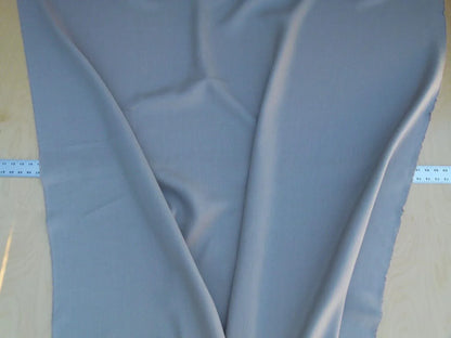 Scalamandre Isi Tortora Grey Beige 100% Linen MSRP USD 138/yd Old World Weavers