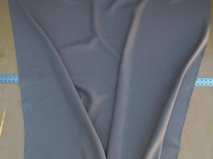 Scalamandre Old World Weavers Isi Tortora Grey Beige 100% Linen MSRP USD 138/yd - By the yard