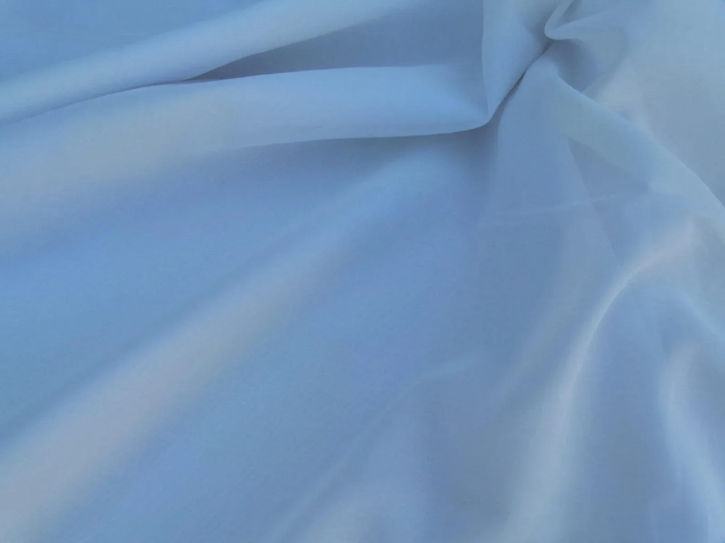 Bty Clarence House 100% Cotton Sheer With Polka Dots Blanc #1527