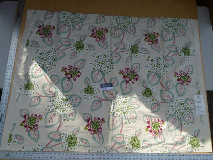 25 Ev2 1.2y Scalamandre Miranda Red Green Floral Cotton Print Embroidery MSRP USD646/Yard