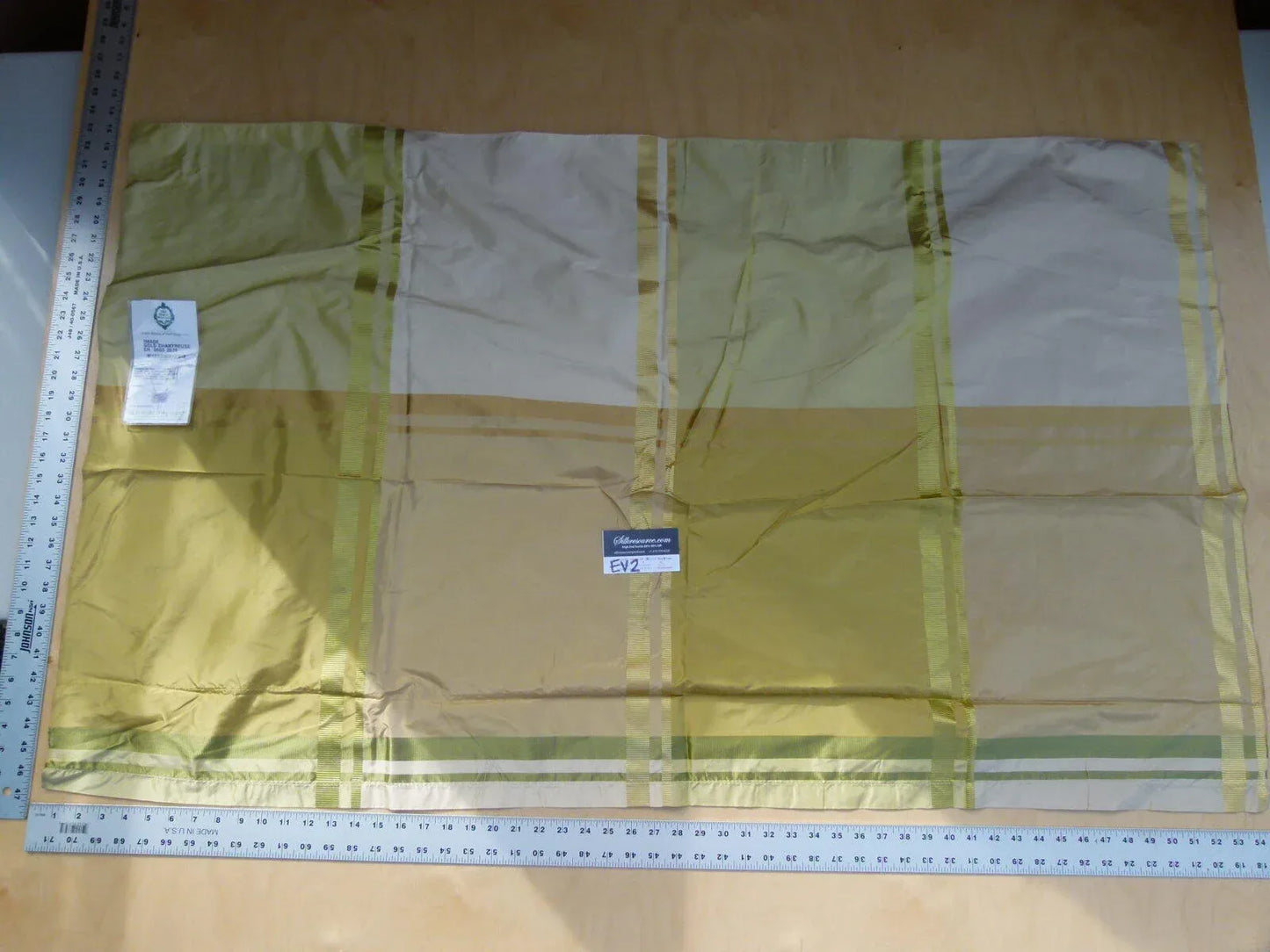 29 Ev2 0.8y Scalamandre Image Gold Chartreuse Silk Plaid