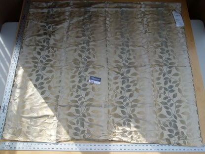 31 Ev2 1.3y Scalamandre Vallen Taupe Tan Grey Silk Leaf Woven