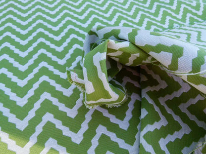 Scalamandre Chantico Chevron Lattice Lime Green White Linen Cotton Woven  Old World Weavers Chevron MSRP USD 198/Y