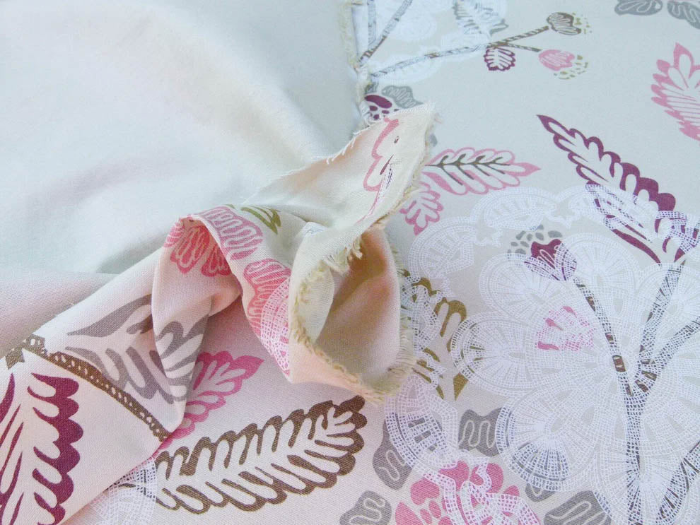 Scalamandre Chester Square Fh Rose Pink Multi Printed Cotton Old World Weavers MSRP USD 190/Y