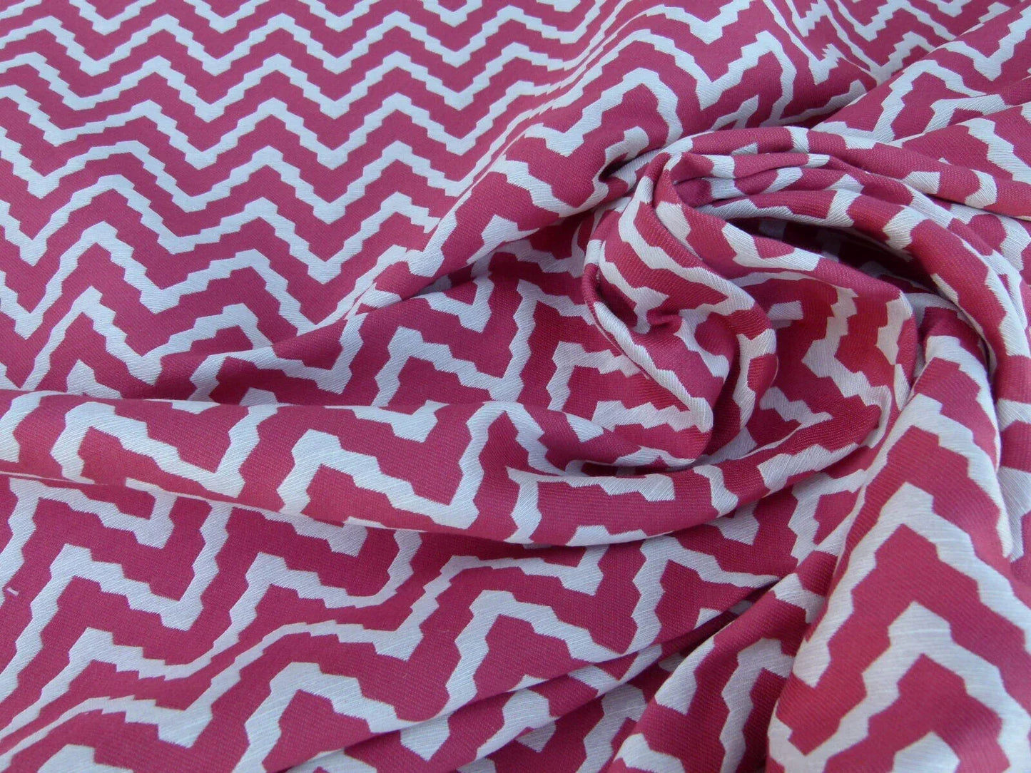 Scalamandre Chantico Chevron Lattice Flamingo Pink White Linen Cotton Woven Old World Weavers Chevron MSRP USD 198/Y
