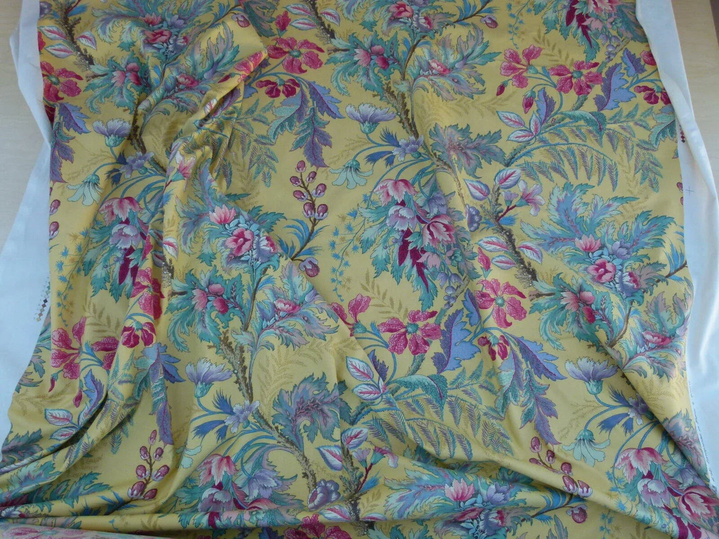 Bty Scalamandre Manon Multi/yellow Green Red Pink Blue Wild Tropical Floral Opera MSRP USD 244/Y