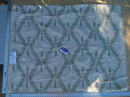 13 Ev4 Scalamandre 42" White Hall Meadow Green Beige Silk Foliage