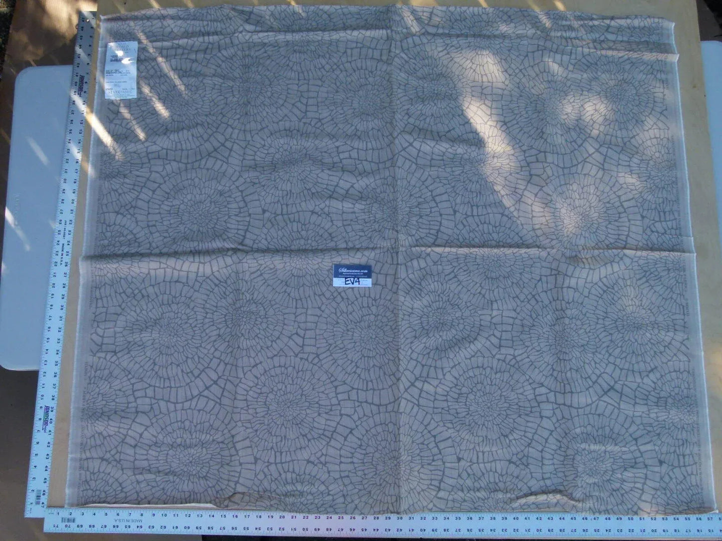 21 Ev4 Scalamandre 1.2y Dianthus Pewter Grey Print MSRP USD 144/Y Flower Print Old World Weavers Cotton Linen