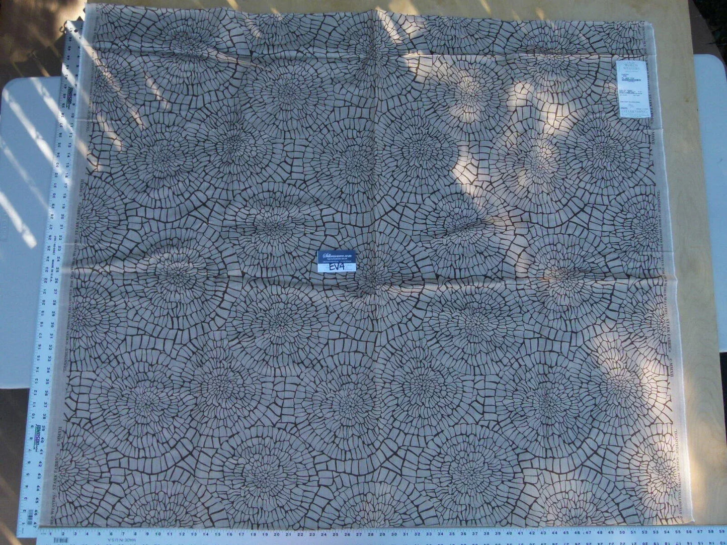 23 Ev4 Scalamandre 1.2y Dianthus Bark Brown Print MSRP USD 144/Y Flower Print Old World Weavers Cotton Linen