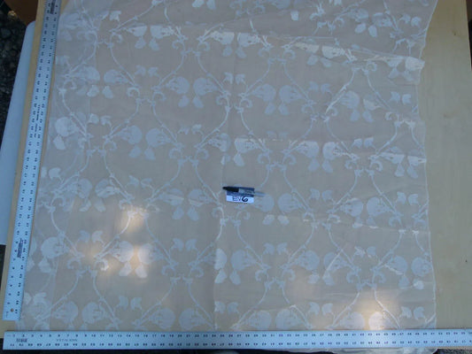 15 Ev6 51"x 2.4Y Scalamandre Showroom Length Lenny Cream Sheer Trellis MSRP USD 404/Y