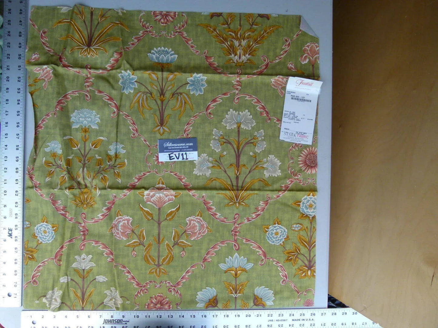 15 Ev11 Scalamandre Showroom Sample Square Pashmina Fern Arabesque Print On Cotton Green Red Tan MSRP USD 358/Y