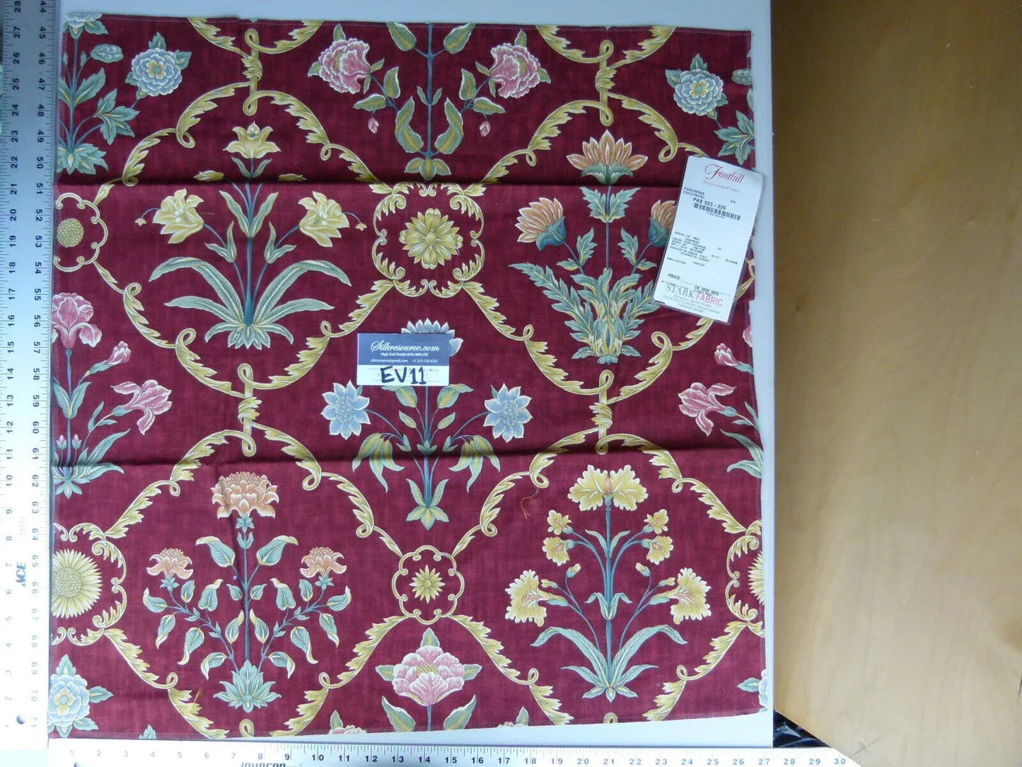 19 Ev11 Scalamandre Showroom Sample Square Pashmina Cochineal Maroon Red Arabesque Print On Cotton MSRP USD 358/Y
