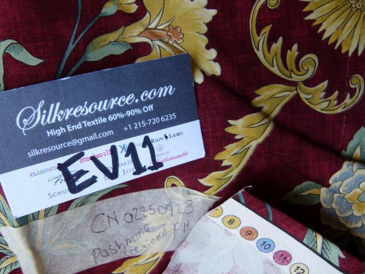 20 Ev11 Scalamandre Showroom Sample 54"x35" Pashmina Cochineal Maroon Red Arabesque Print On Cotton MSRP USD 358/Y