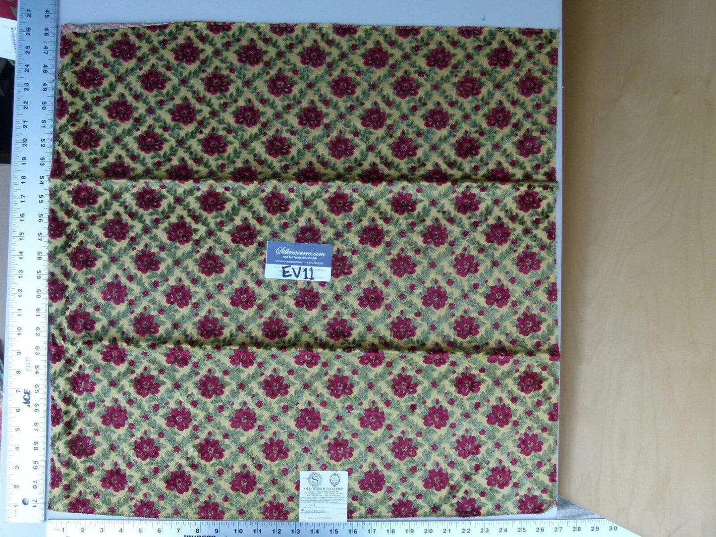 55 Ev11 Scalamandre Showroom Sample Square Lulli Trefle Pourpe Green Burgundy Clover Cut Velvet