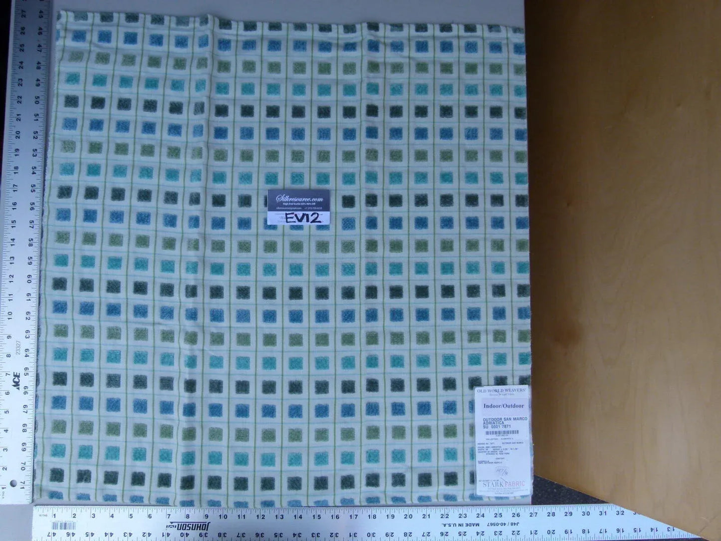 28 Ev12 Scalamandre Showroom Sample Square San Marco Adriatica Outdoor Textured Seafoam Geometric Square Blue Green Cream