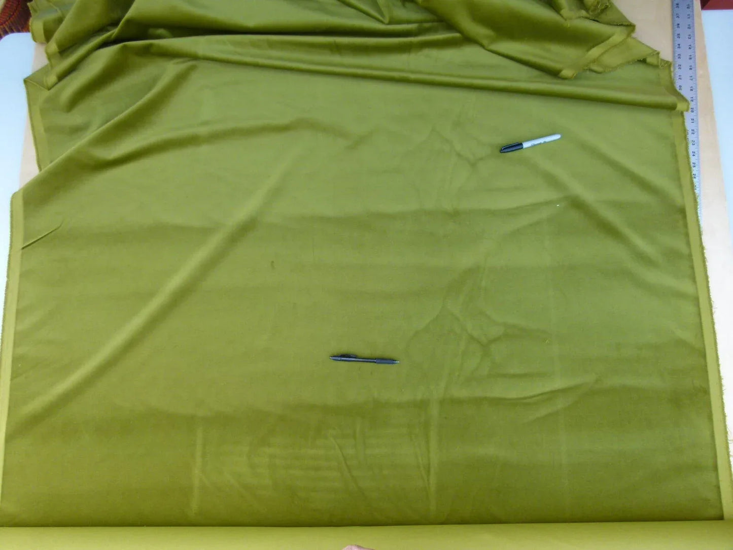 2y Scalamandre Indus Velvet Olive Supple Italy MSRP USD 240/Y Wrinkles